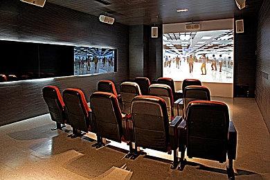 《博德之门3》2.1热修补丁上线 存档容量改为无限大